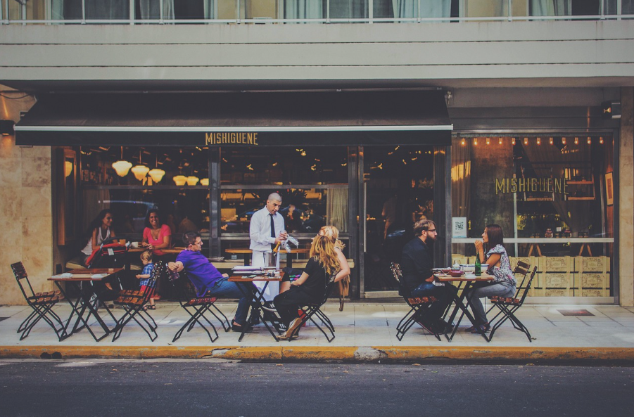 Strategies for Attracting and Keeping Talent in the Hospitality Industry