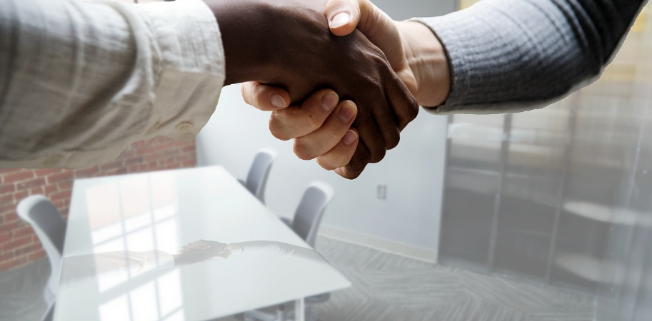 When to Hire Your First HR Professional: A Strategic Growth Milestone