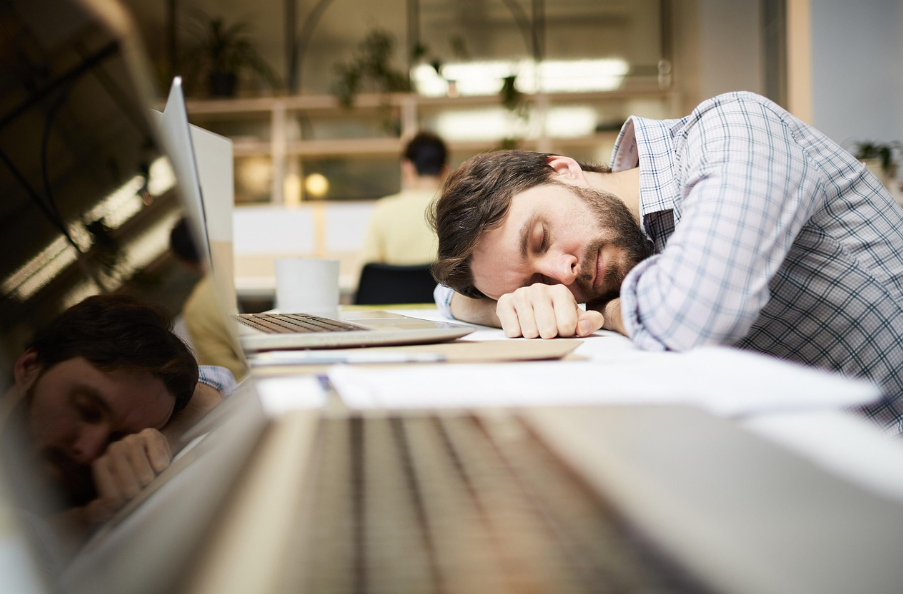 Workplace Burnout: Causes, Signs, and 10 Proven Strategies to Prevent Employee Exhaustion