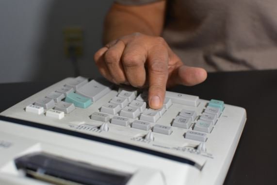 Understanding Pro-Forma Earnings: Meaning, Applications, and Risks