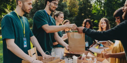 Nonprofit Vs For-Profit Organizations: Key Advantages, Challenges, and Hybrid Business Trends Explained