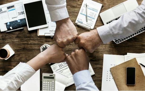 Strategic Financial Management: Meaning, Advantages, and Practical Business Examples