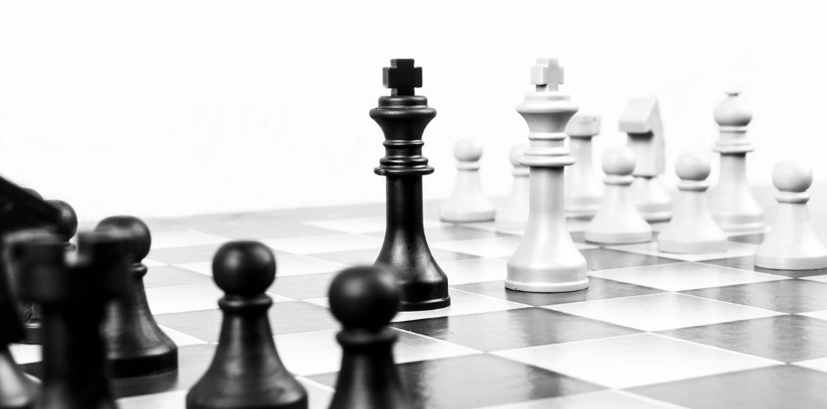 Steering a Company Forward: Understanding Strategy, Objectives, and Execution