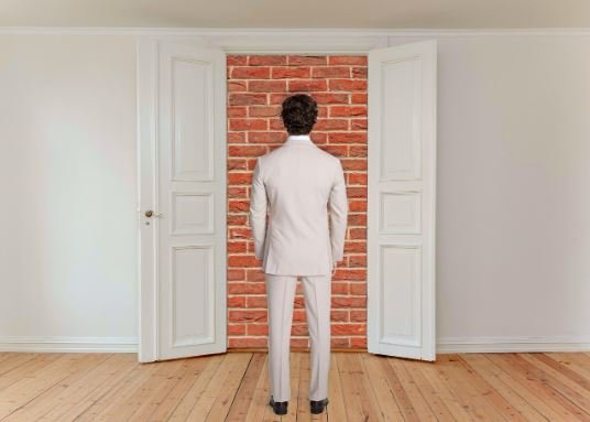 Why Successful Entrepreneurs Feel Trapped — And The Smartest Way To Reclaim Freedom