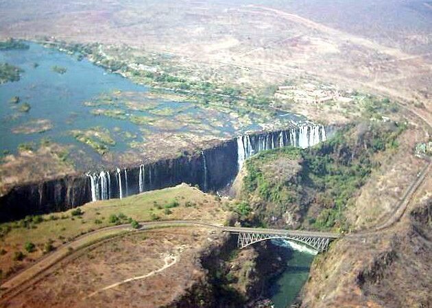 Zimbabwe Investment Outlook 2026: Business Opportunities, Market Risks, and Investor Strategies
