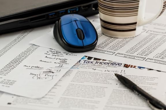 Deferred Revenue Explained: Meaning, Examples, Journal Entries and Balance Sheet Treatment